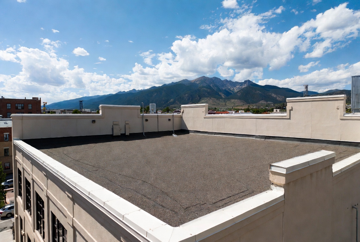 EPDM warehouse roof in Fort Collins, Colorado